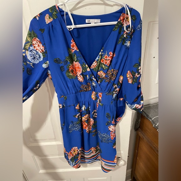 DN2 dress - Picture 5 of 5